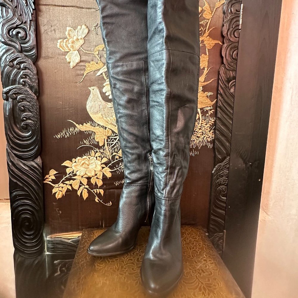 BCBGeneration Womens Black Leather Thigh-High Boots 6.5